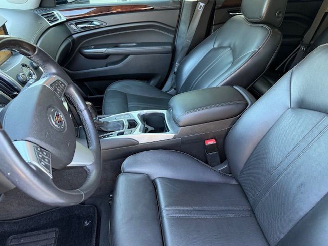 2012 Cadillac SRX Image 9