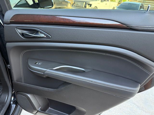 2012 Cadillac SRX Image 13