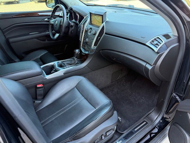 2012 Cadillac SRX Image 16
