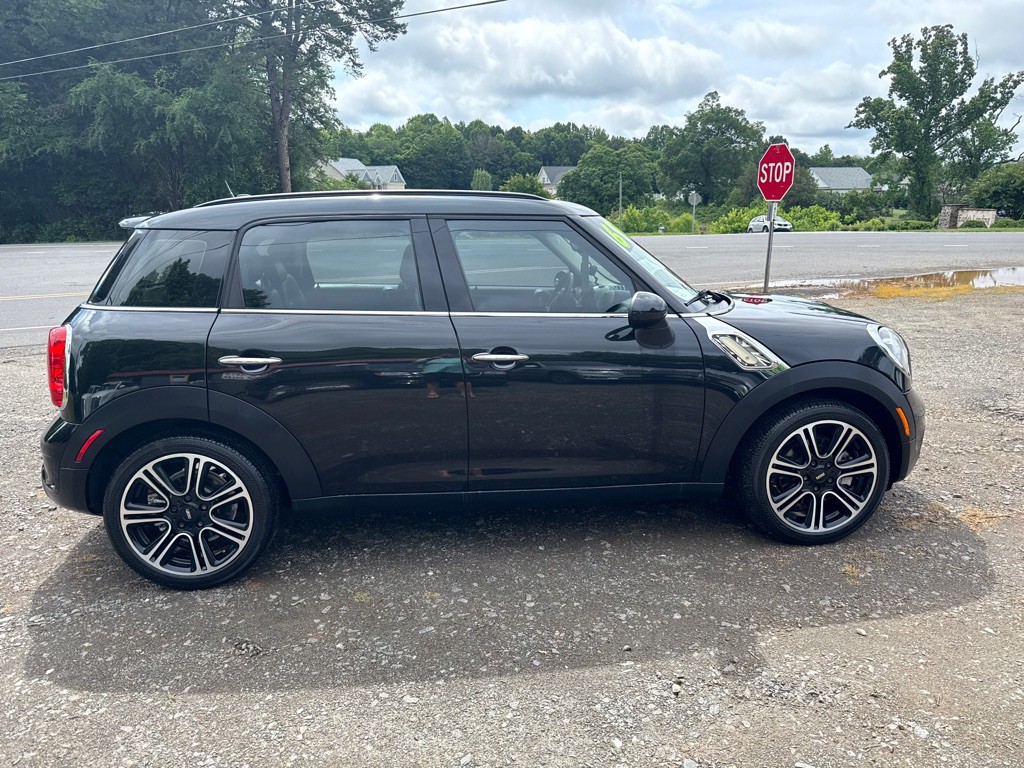 2012 MINI Countryman Image 5