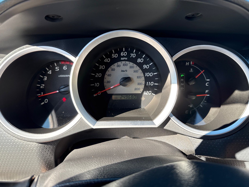 2005 Toyota Tacoma Image 15