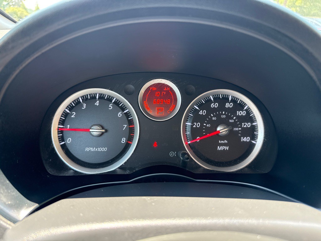 2011 Nissan Sentra Image 15