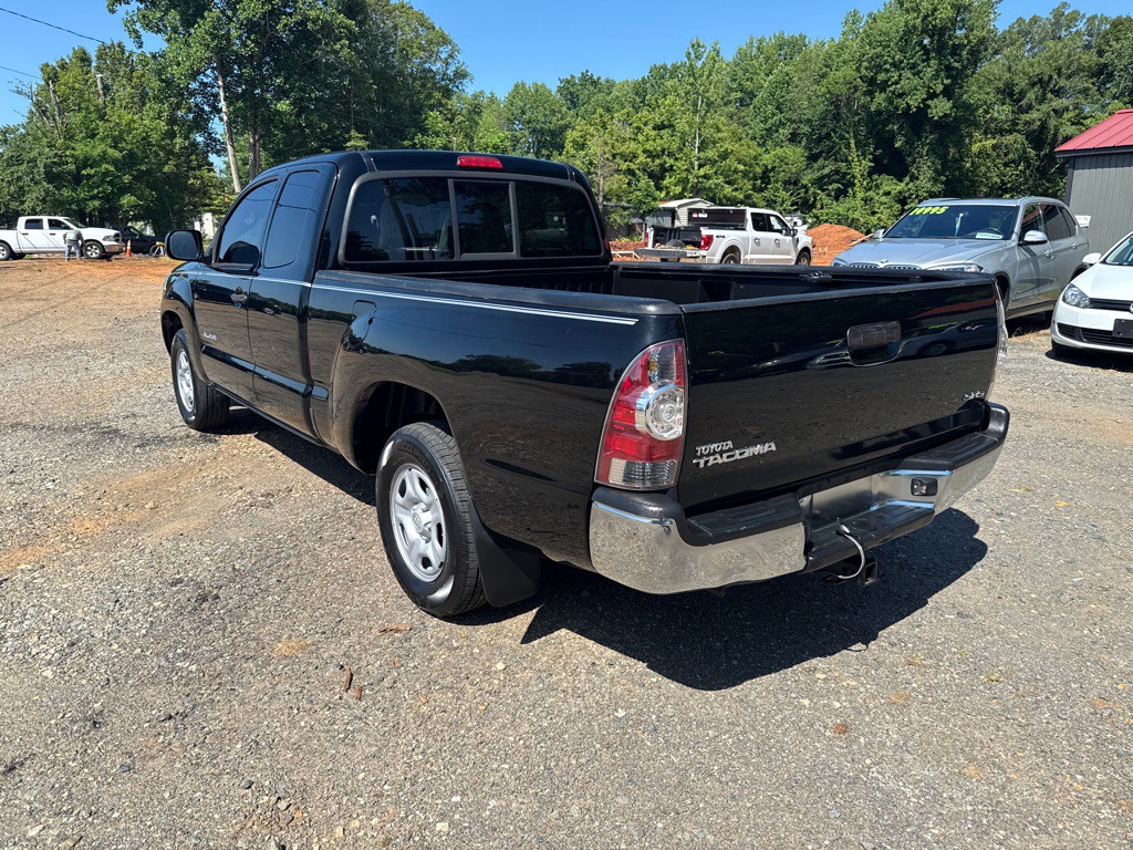 2011 Toyota Tacoma Image 8