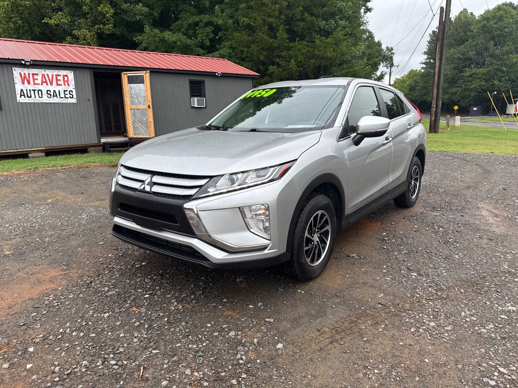 2020 Mitsubishi Eclipse Image 2