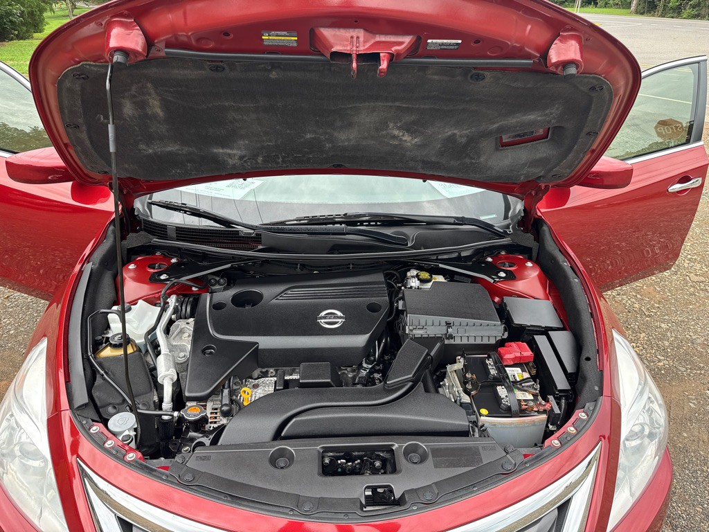 2015 Nissan Altima Image 14