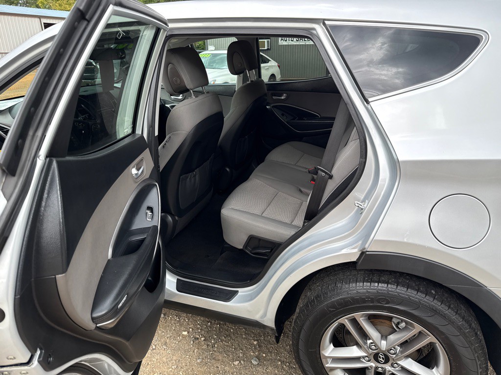 2017 Hyundai Santa Fe Sport Image 11