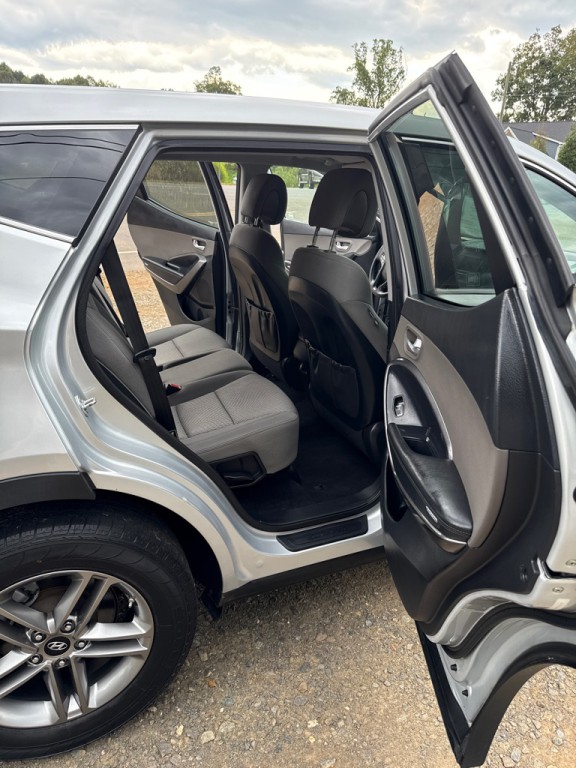2017 Hyundai Santa Fe Sport Image 12