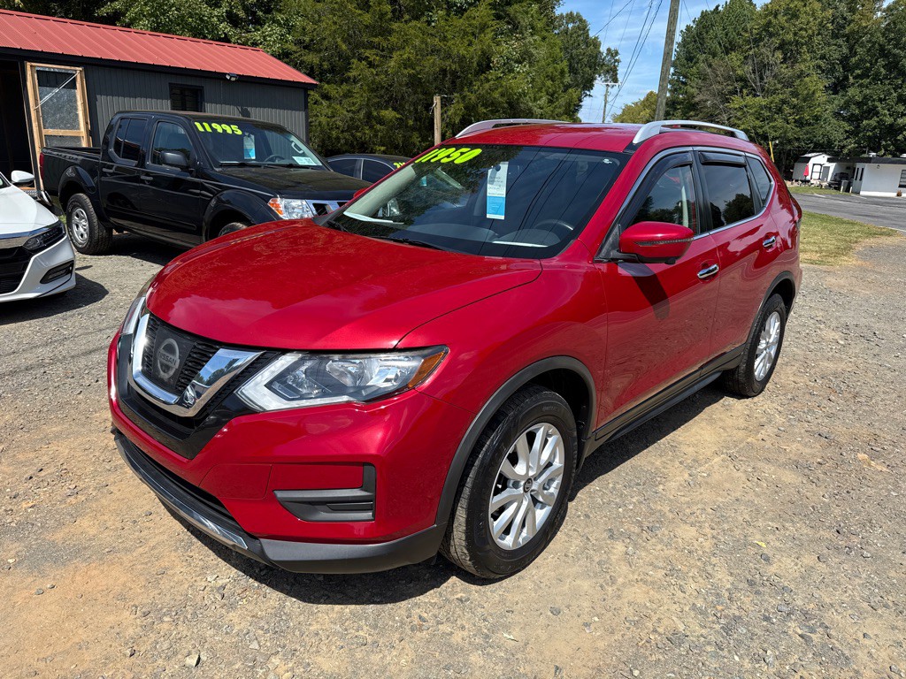 2017 Nissan Rogue Image 2