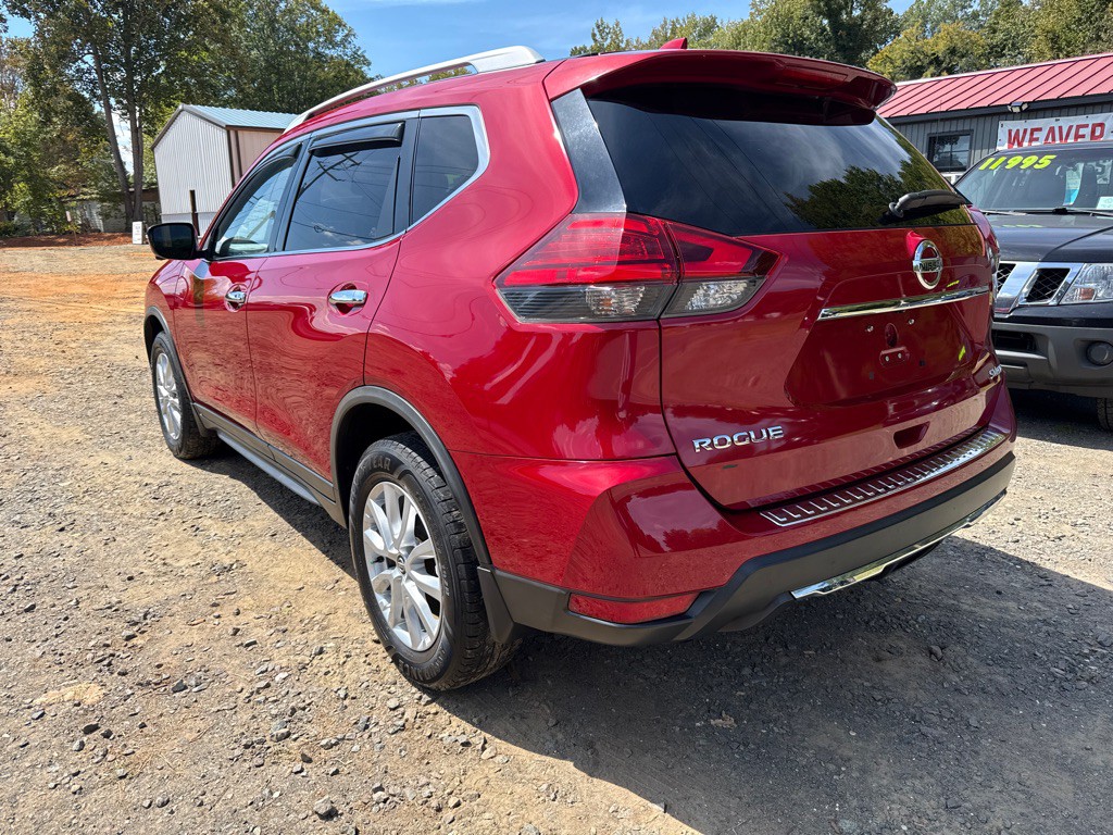 2017 Nissan Rogue Image 8