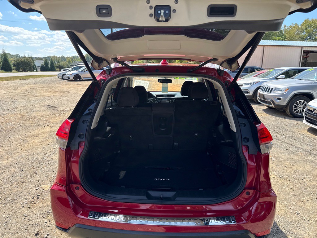 2017 Nissan Rogue Image 10