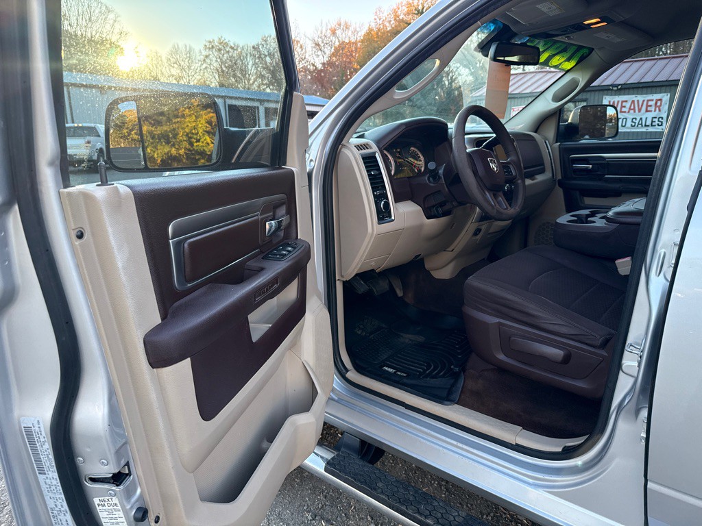 2016 RAM 2500 Image 11