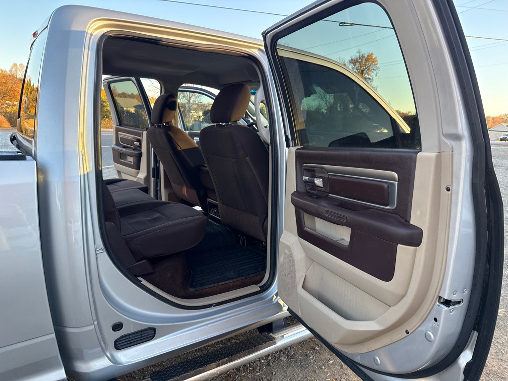 2016 RAM 2500 Image 13