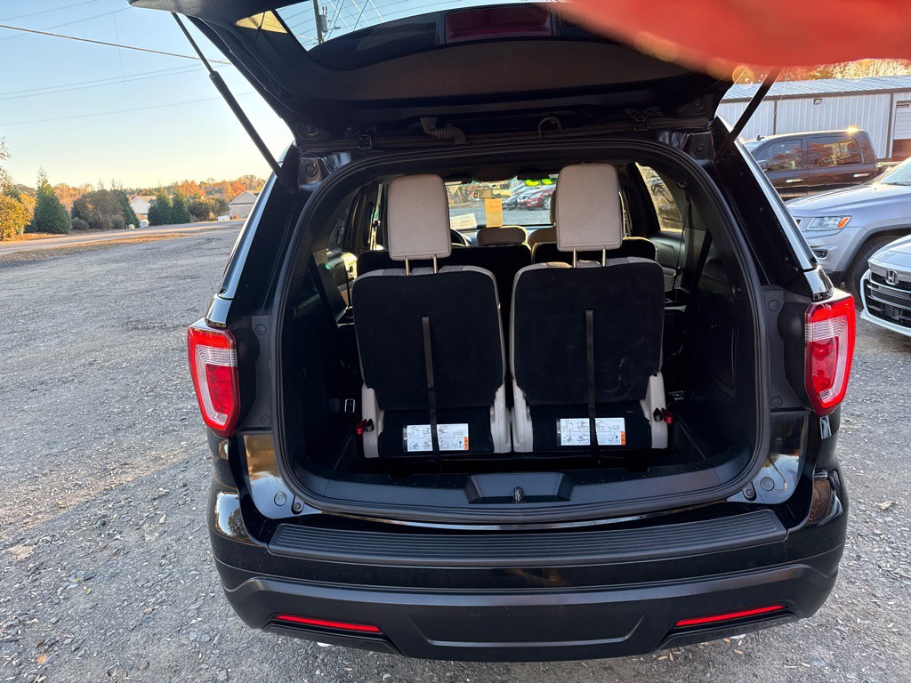 2018 Ford Explorer Image 9