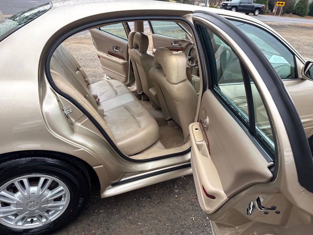 2005 Buick LeSabre Image 13