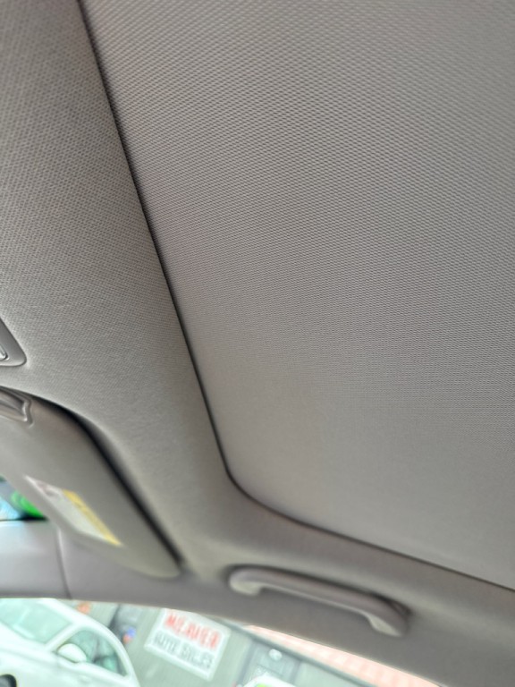 2013 Hyundai Elantra Image 17