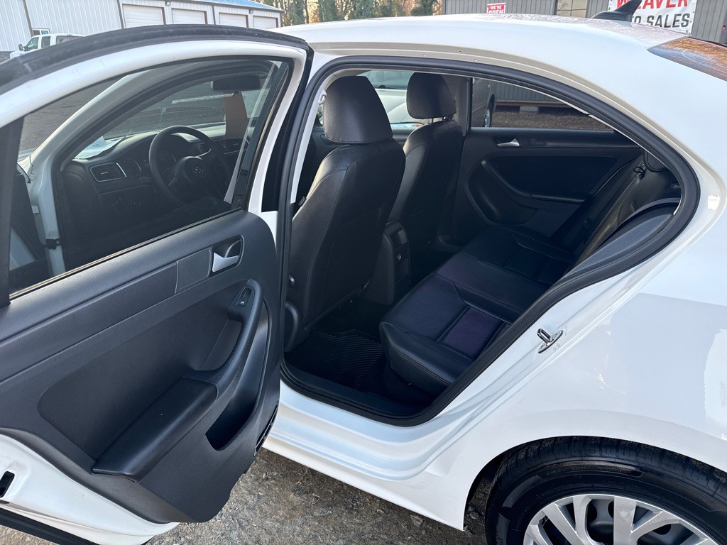 2014 Volkswagen Jetta Image 10