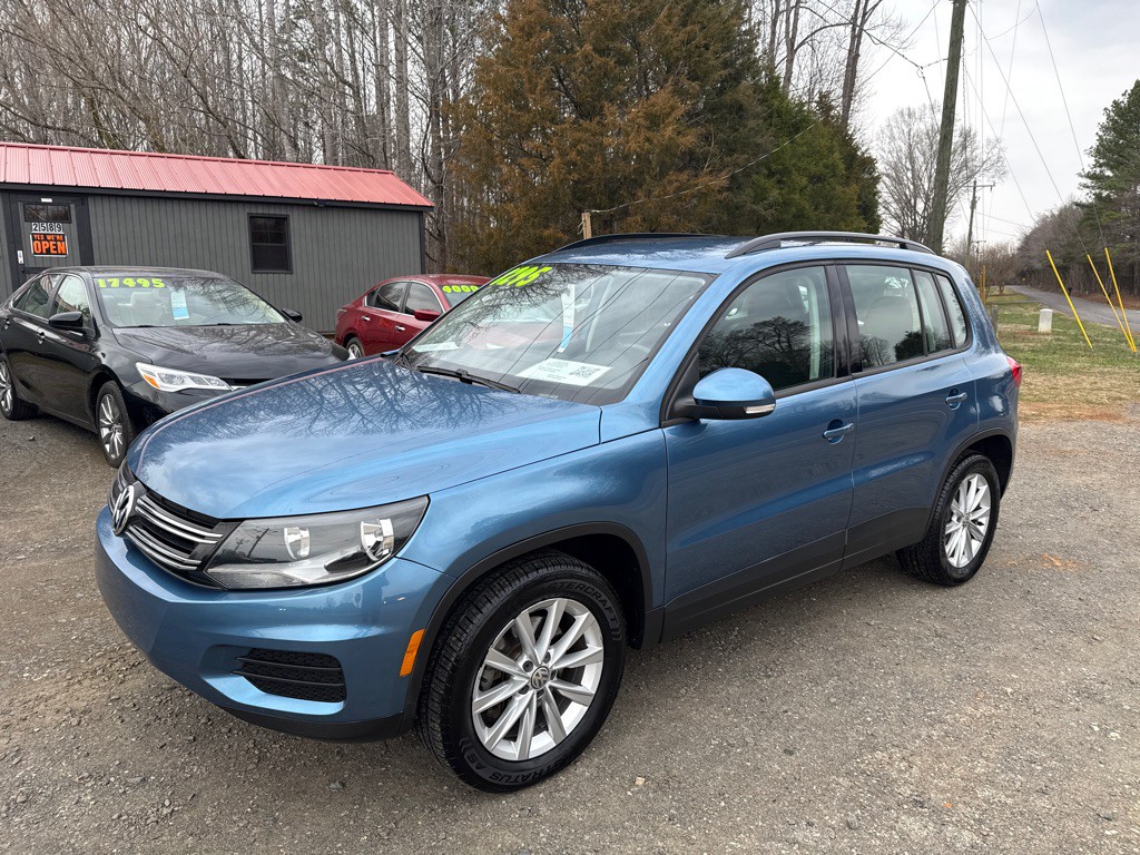 2017 Volkswagen Tiguan Image 2