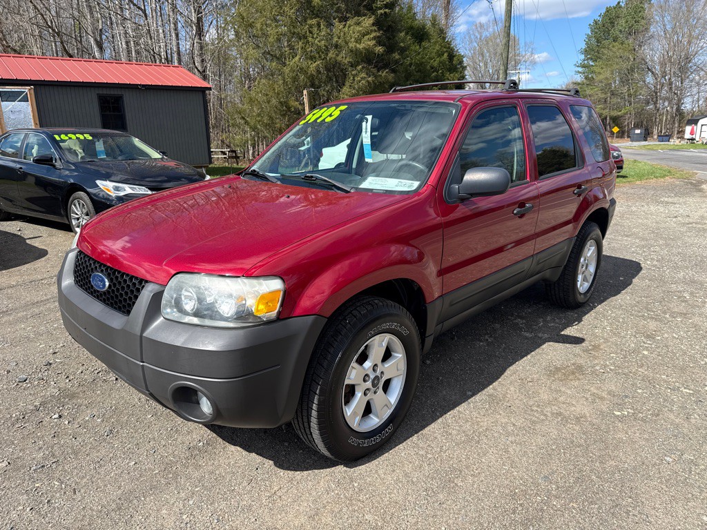 2006 Ford Escape Image 2