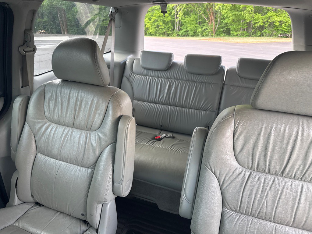 2007 Honda Odyssey Image 12