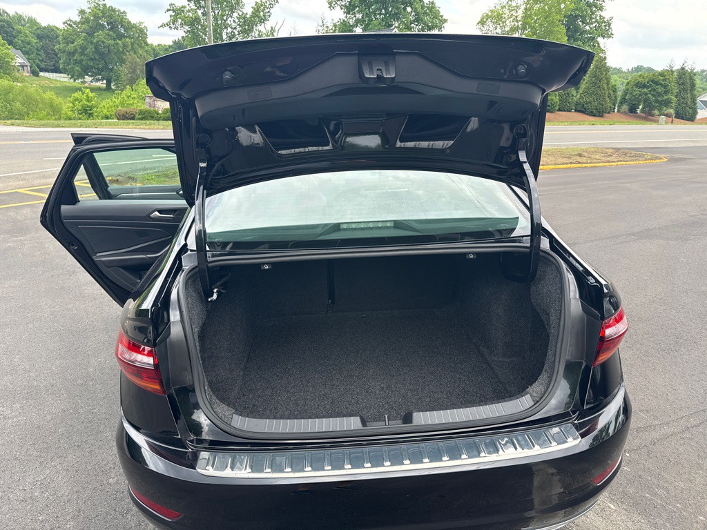 2019 Volkswagen Jetta Image 11