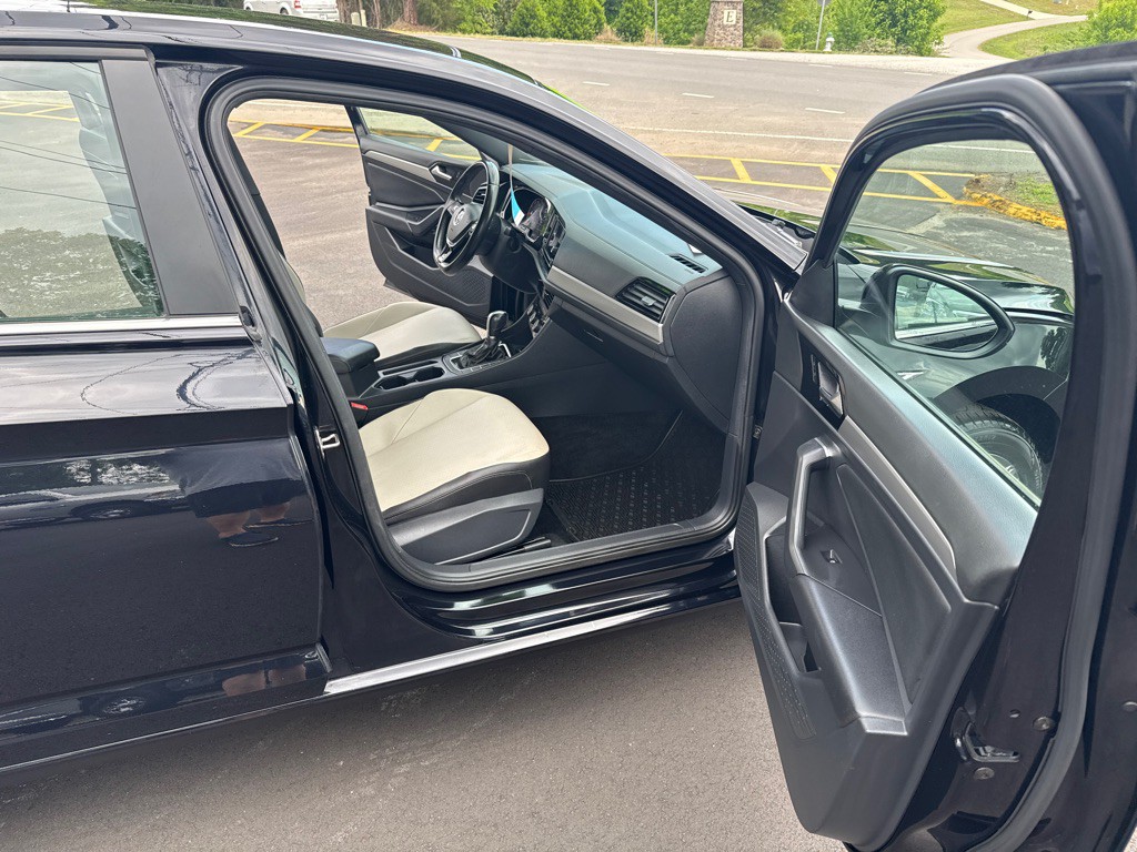 2019 Volkswagen Jetta Image 13