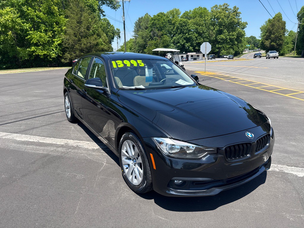 2017 BMW 3 Series Image 2