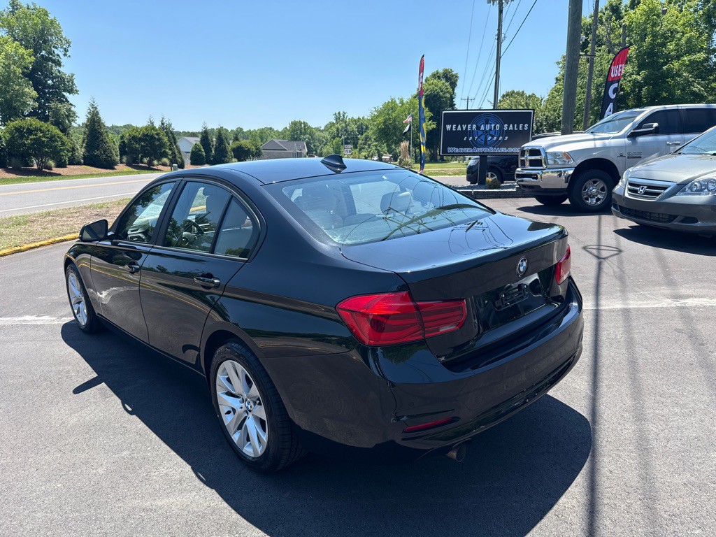 2017 BMW 3 Series Image 6