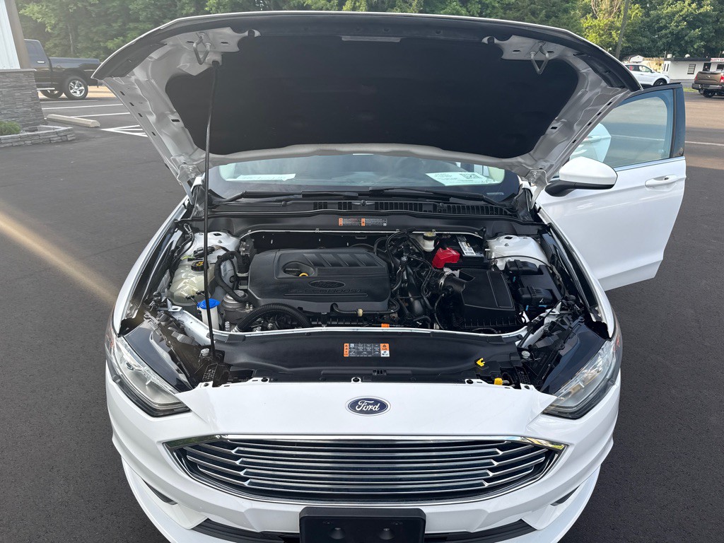 2017 Ford Fusion Image 17