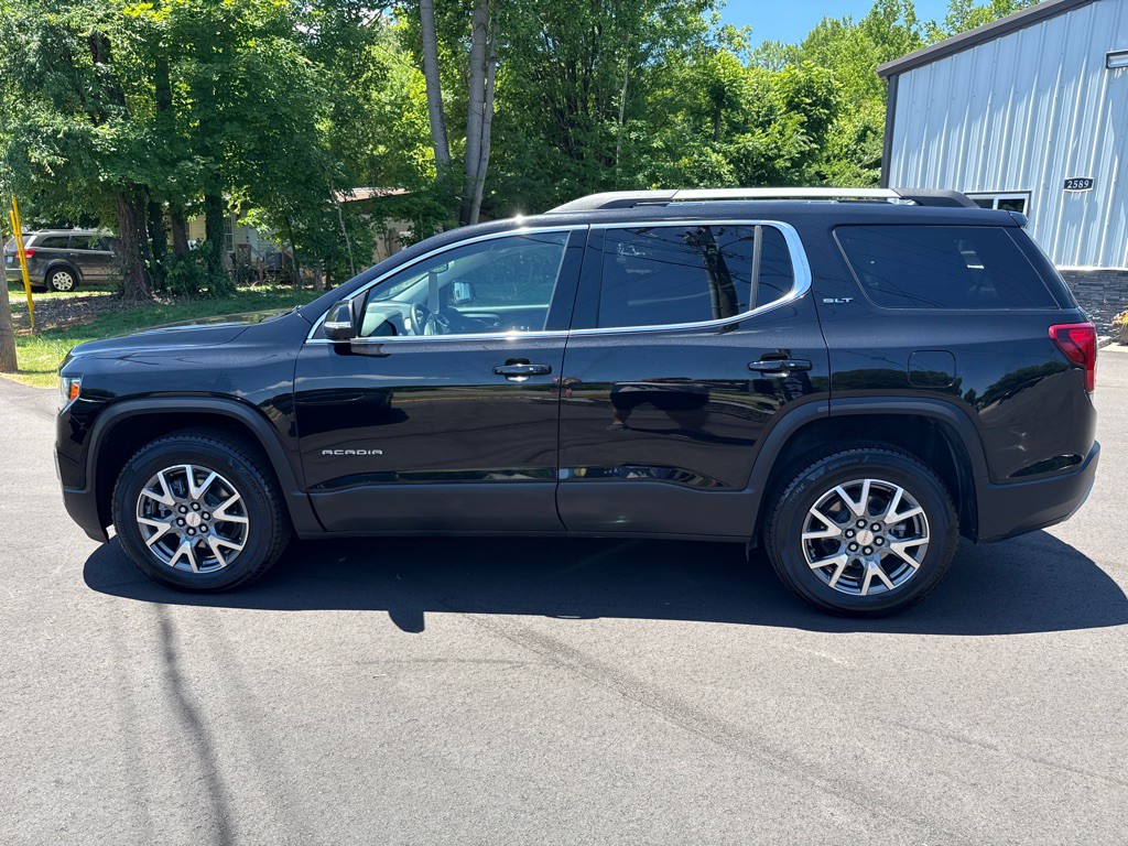 2022 GMC Acadia Image 5