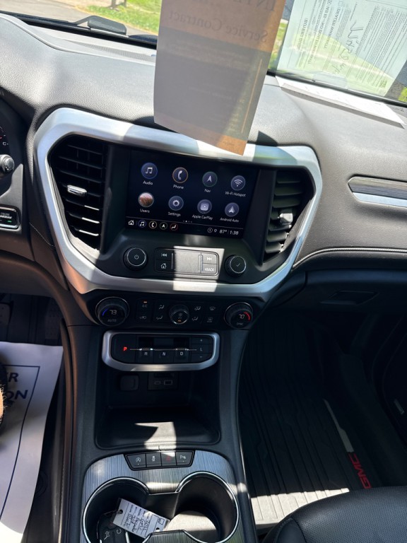 2022 GMC Acadia Image 16