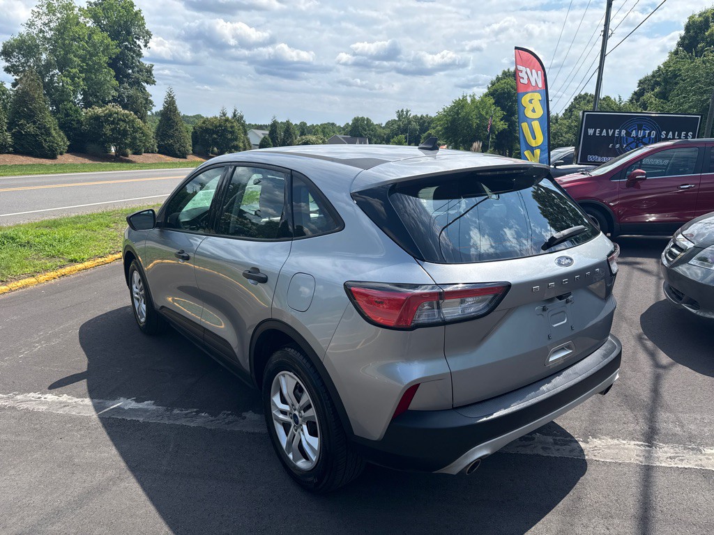 2021 Ford Escape Image 8