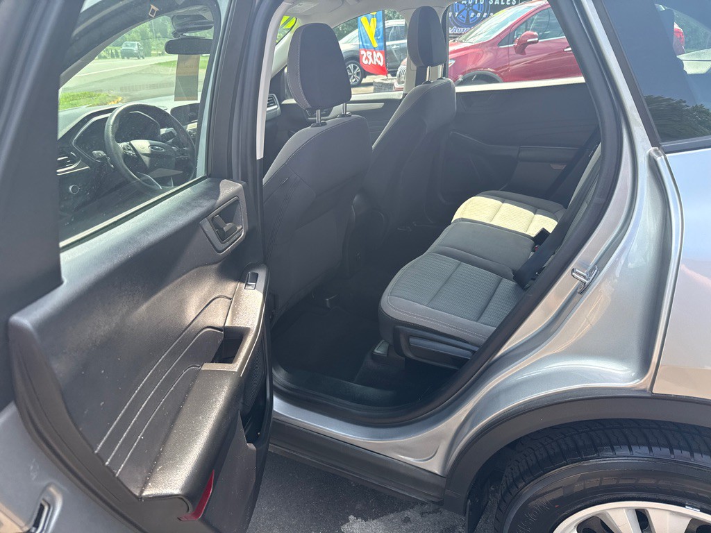 2021 Ford Escape Image 10