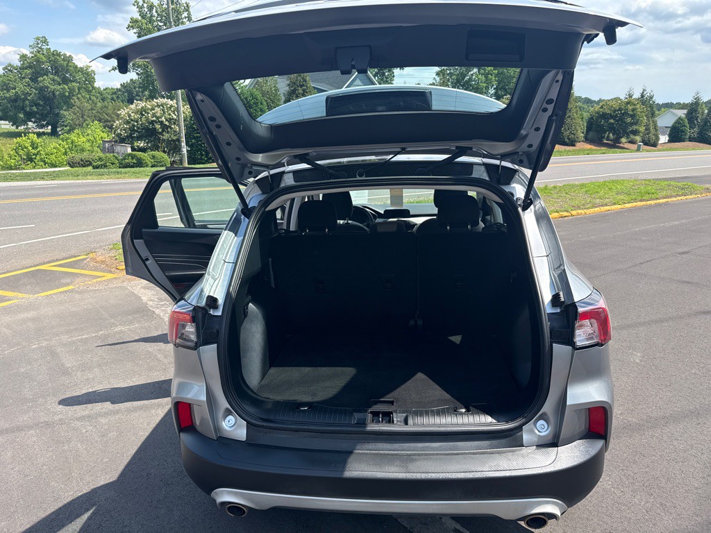 2021 Ford Escape Image 11