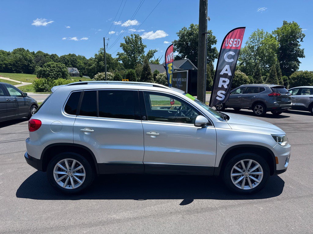 2017 Volkswagen Tiguan Image 8