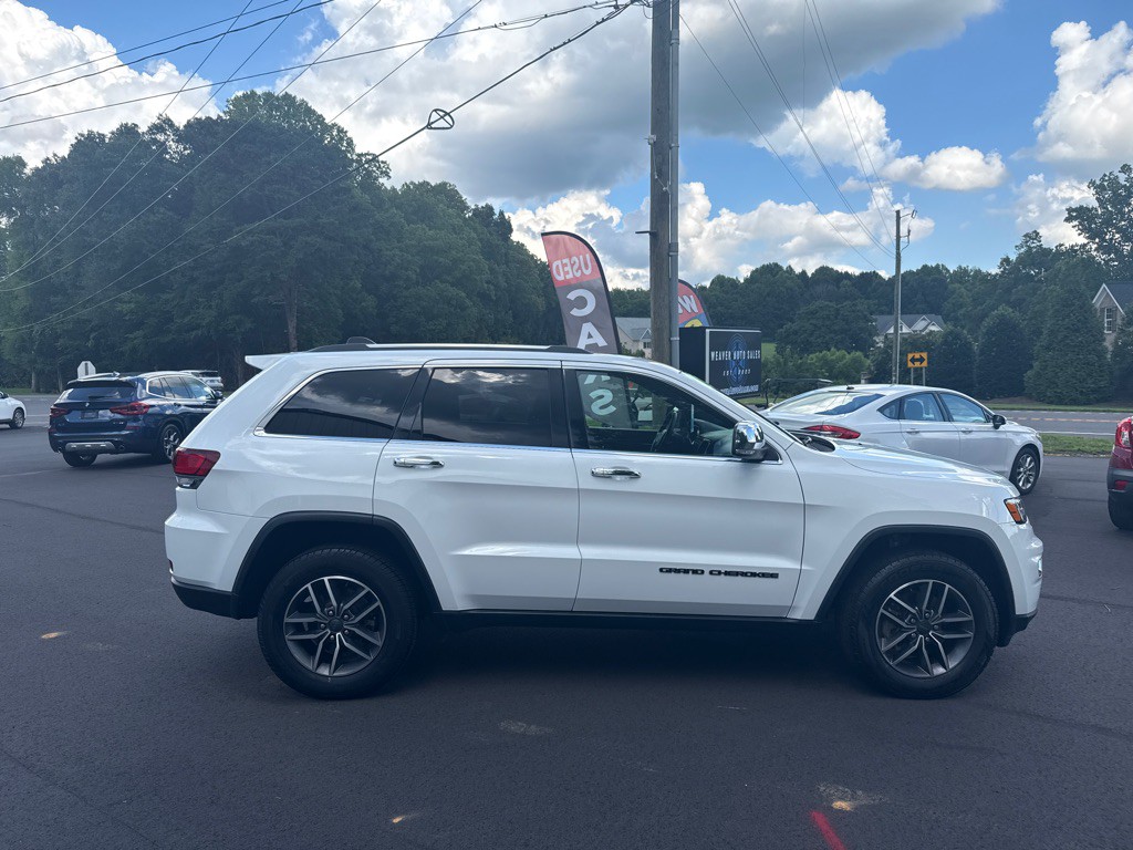 2020 Jeep Grand Cherokee Image 1