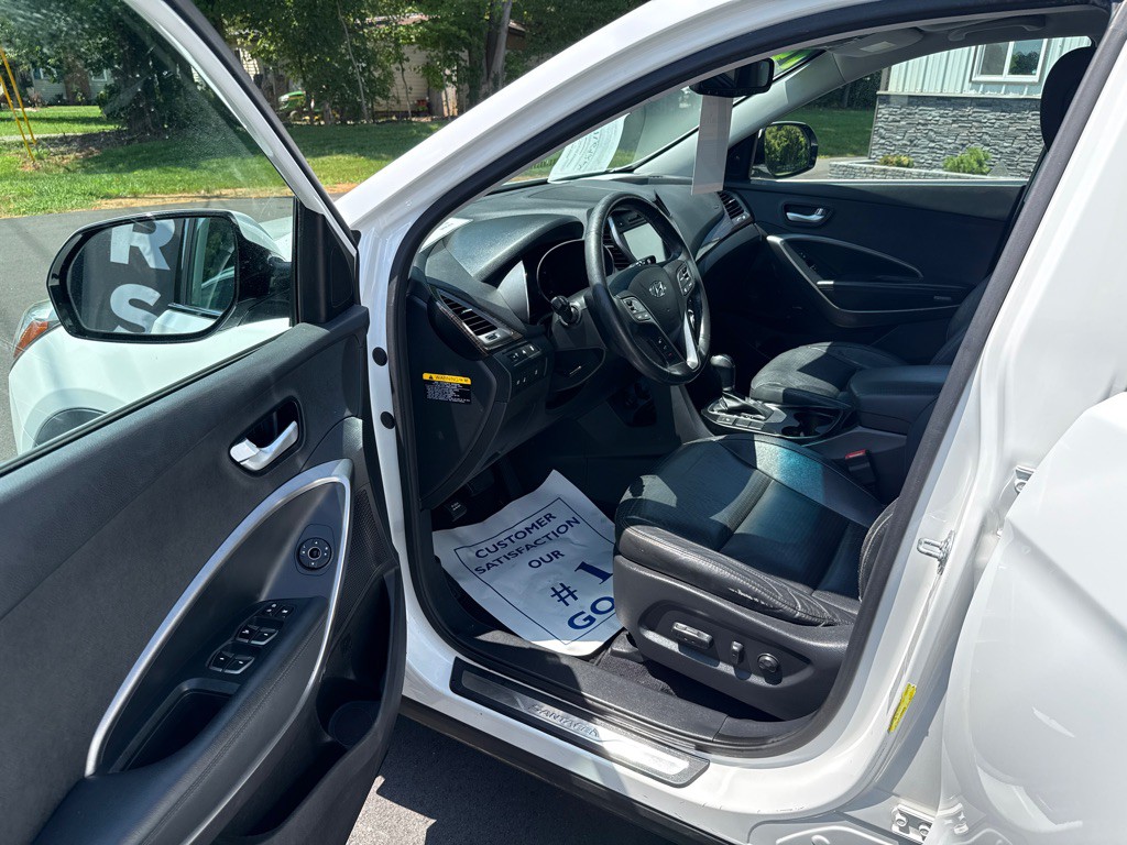 2013 Hyundai Santa Fe Image 9