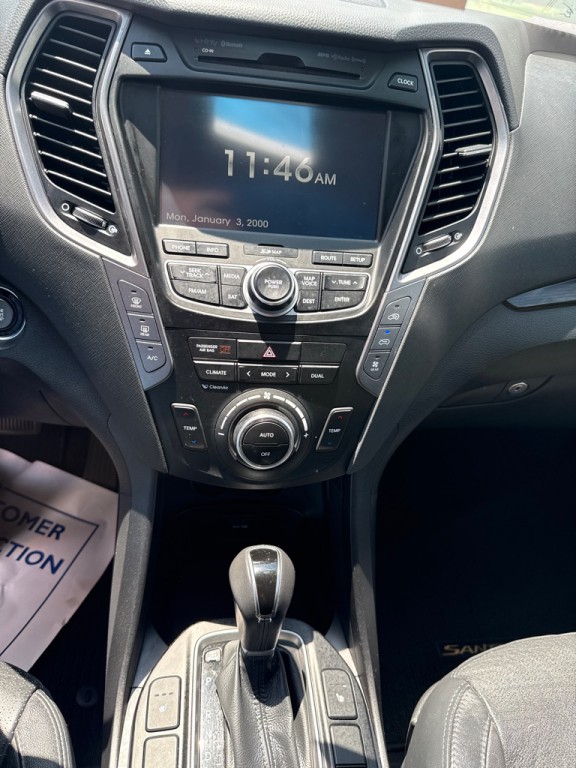 2013 Hyundai Santa Fe Image 17