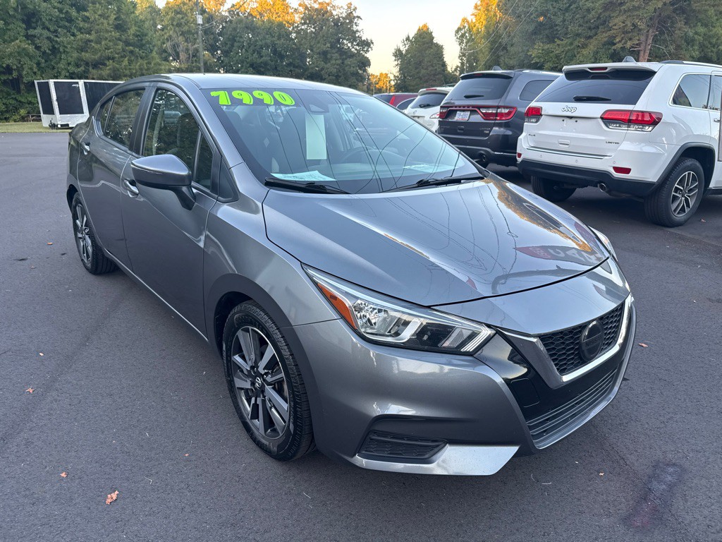 2020 Nissan Versa Image 2