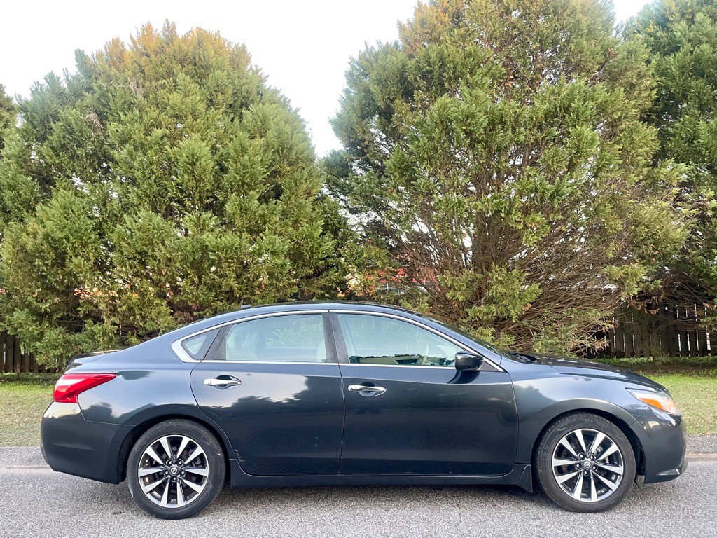 2016 Nissan Altima Image 3