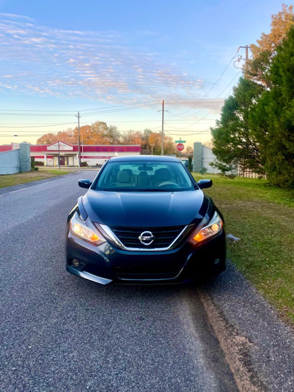 2016 Nissan Altima Image 4