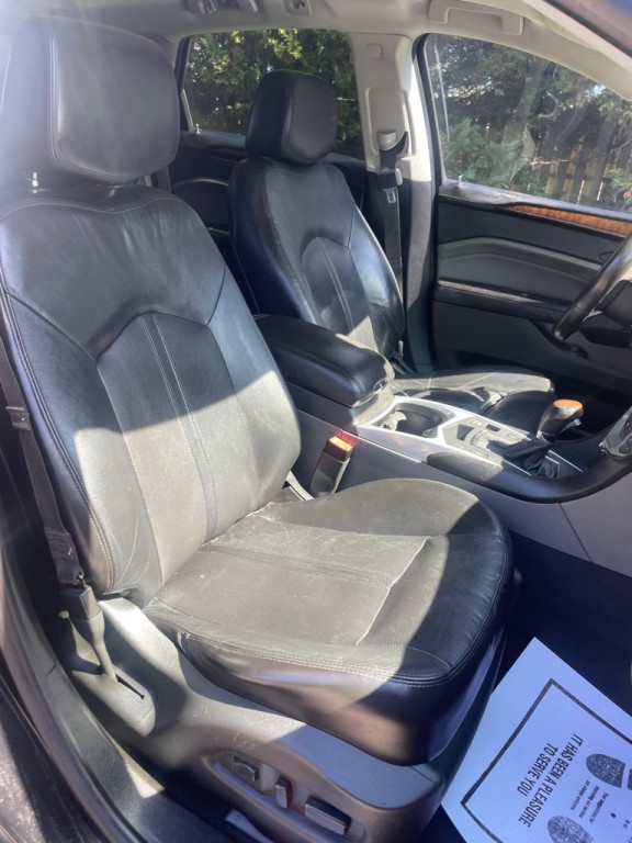 2011 Cadillac SRX Image 15