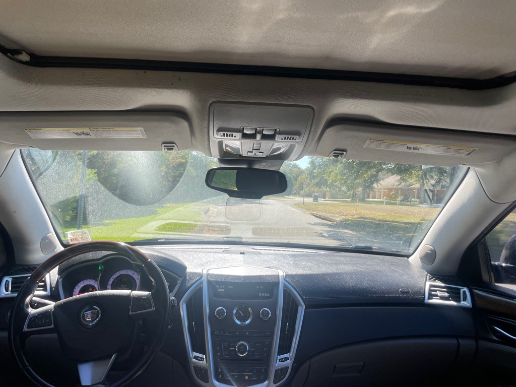 2011 Cadillac SRX Image 17