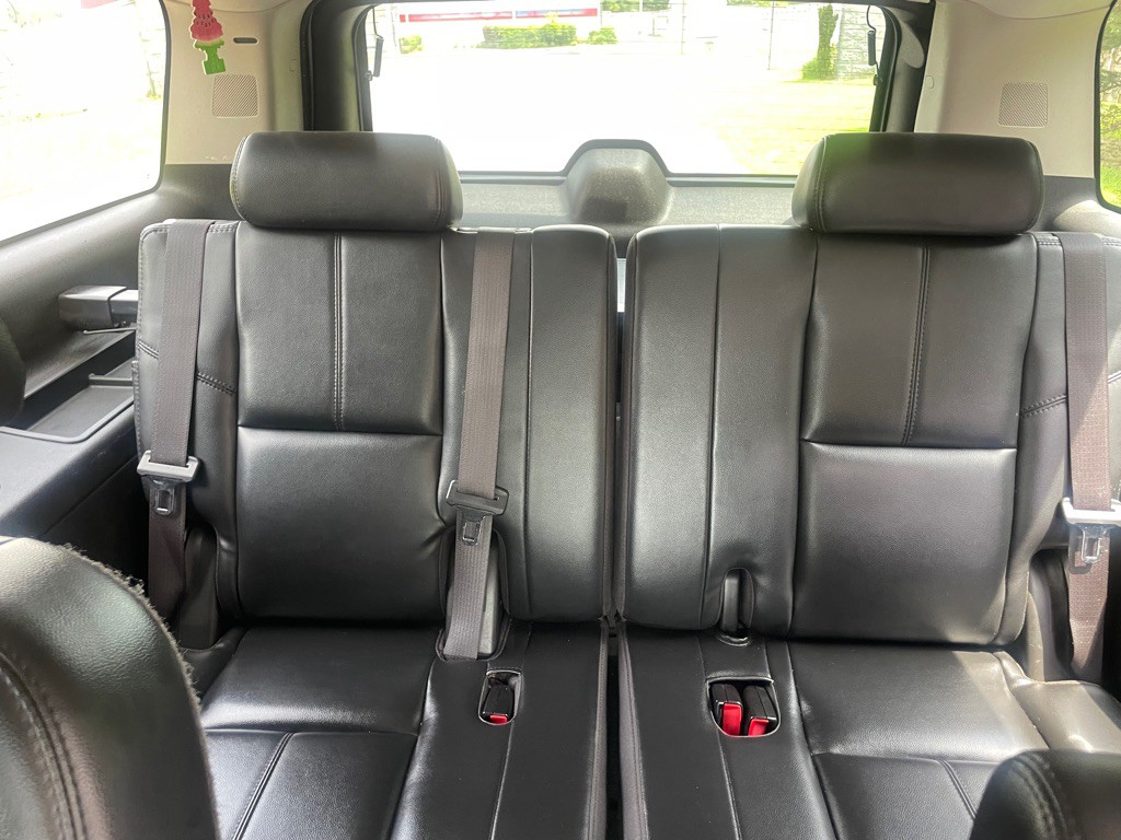 2007 Chevrolet Suburban Image 13