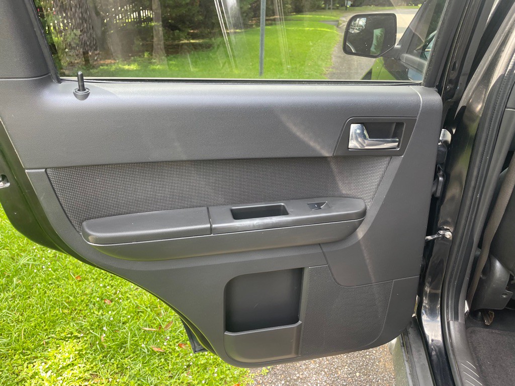 2012 Ford Escape Image 12