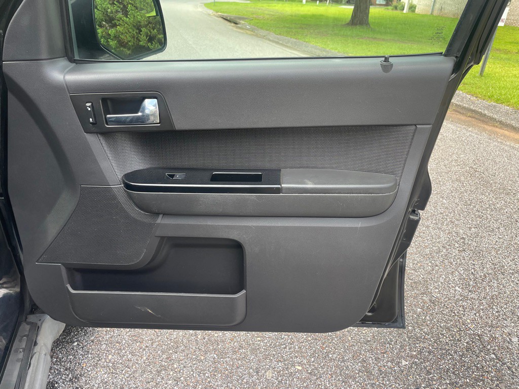 2012 Ford Escape Image 17