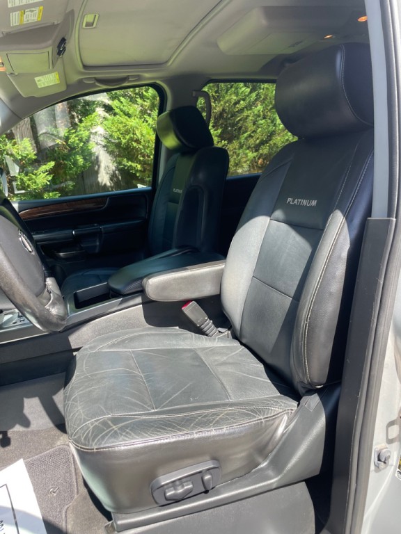 2014 Nissan Armada Image 8