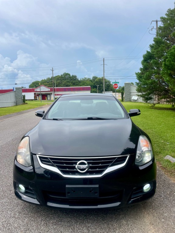 2011 Nissan Altima Image 2
