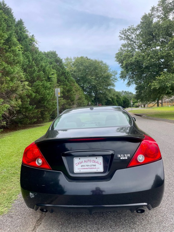 2011 Nissan Altima Image 4