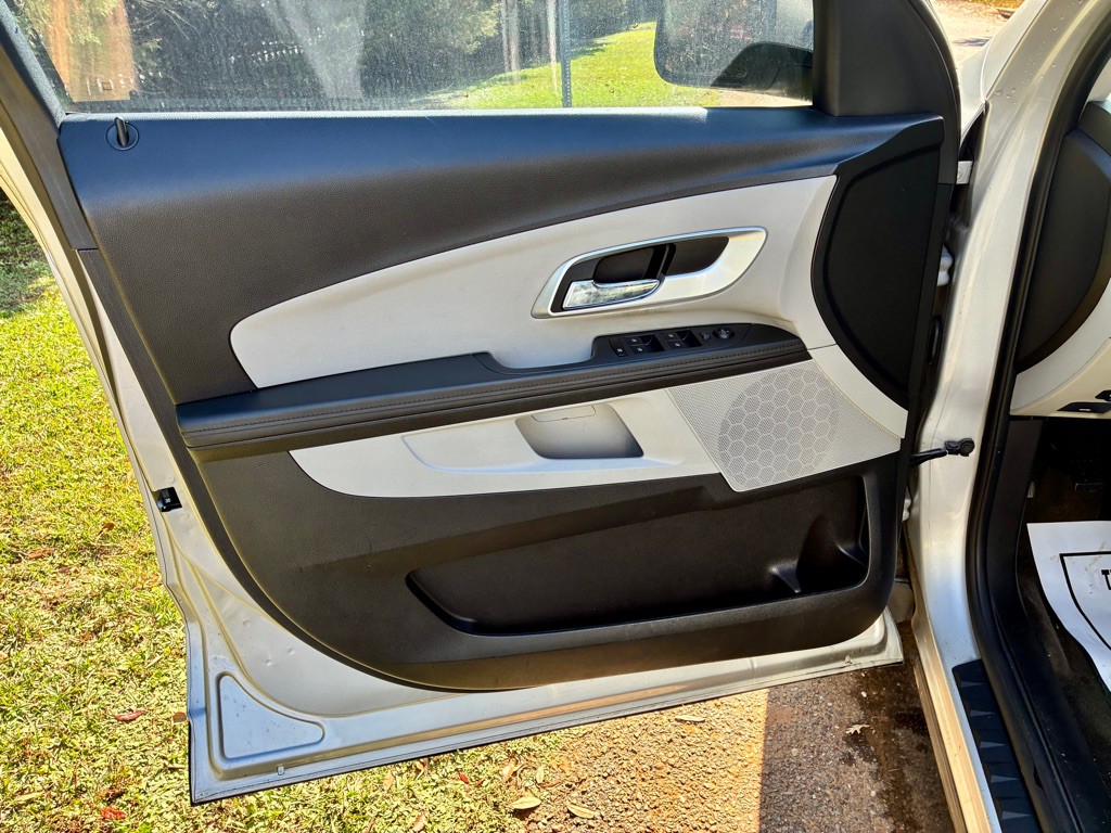 2011 Chevrolet Equinox Image 9