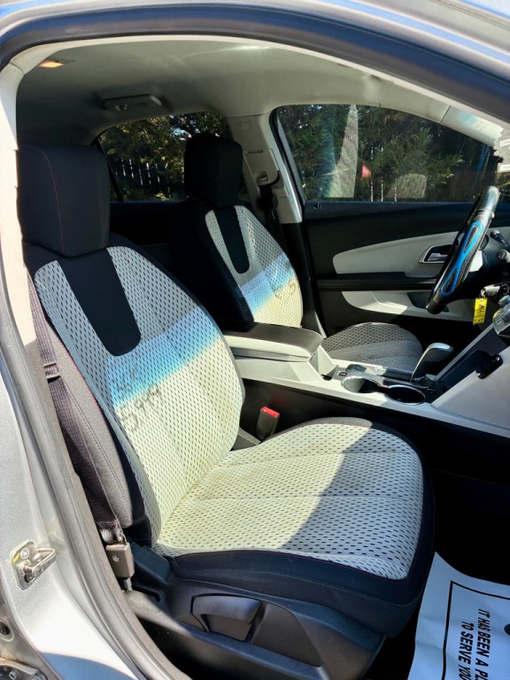 2011 Chevrolet Equinox Image 17